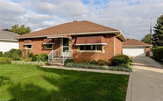 6199 Elmarge Dr, Independence, OH 44131