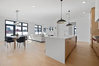 14 Green St Unit PH1, Brookline, MA 02446