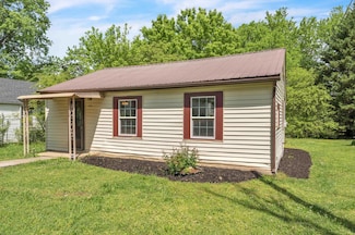1526 W View St, Athens, TN 37303