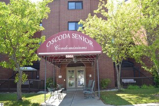 5951 N Skeel Ave Unit 320, Oscoda, MI 48750