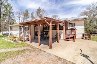 976 Blackhawk Ct, Hancock, WI 54943