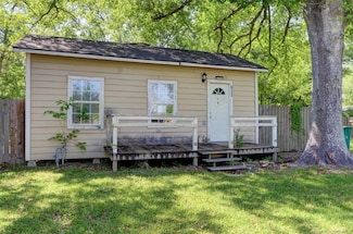 811 N Huntington St, Sulphur, LA 70663