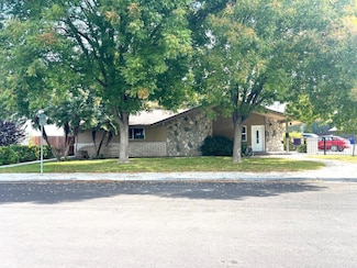 1021 Claire Ave, Corcoran, CA 93212