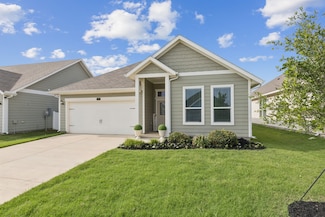 9029 Huxley Dr, Aubrey, TX 76227