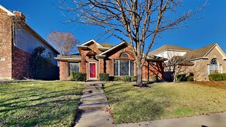 834 San Jacinto Dr, Grand Prairie, TX 75052