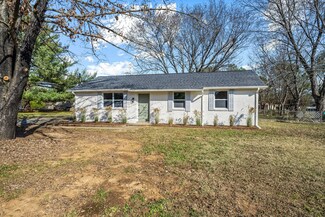 8022 Westfield Dr, Murfreesboro, TN 37129