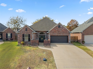 835 Sunset Ct, Ardmore, OK 73401