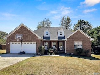 130 Stoney Mountain Dr, Guntersville, AL 35976