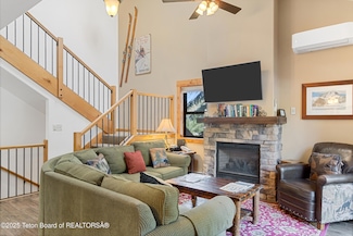 371 Snow King Loop, Jackson, WY 83001
