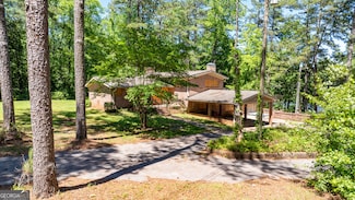 8 Canterbury Dr, Newnan, GA 30263