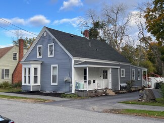 23 Union St, Saco, ME 04072