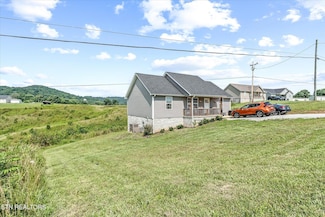 2190 Sullivan Knowles Rd, Sparta, TN 38583