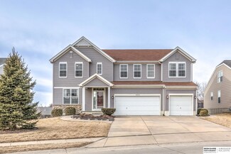 16003 Virginia St, Omaha, NE 68136