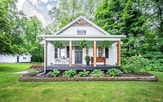 5880 Daniel Boone Trail, Berrien Springs, MI 49103