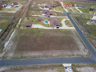 5802 Nemesis Rd, Corpus Christi, TX 78414
