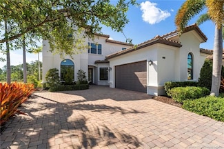 255 SE Calmo Cir, Port Saint Lucie, FL 34984