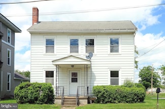 351 Walnut St, Howard, PA 16841
