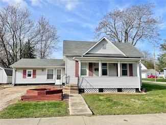 423 E Hauser St, Litchfield, IL 62056