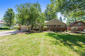 10916 Brookview Rd, Brecksville, OH 44141