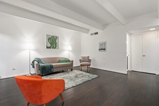 1122 Autrey St Unit 2, Houston, TX 77006