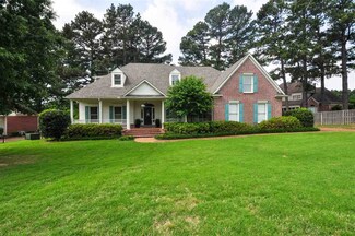 2929 Cotton Plant Rd, Germantown, TN 38138