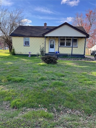 827 Dorcas Rd, Chesapeake, VA 23320