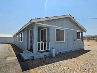 12221 Oasis Rd, Piñon Hills, CA 92372