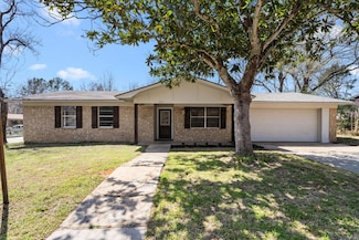 685 Sides Cir, Canton, TX 75103