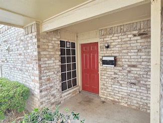 2314 Village Dr N, Richardson, TX 75081