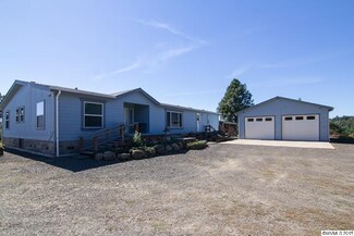 8351 SE Three Trees Ln, Amity, OR 97101
