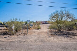 2614 S Thrasher Ave, Tucson, AZ 85713