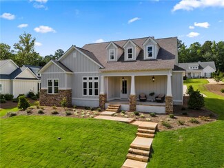 3702 National Village Loop, Opelika, AL 36801