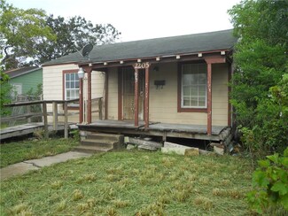 2205 David St, Corpus Christi, TX 78405