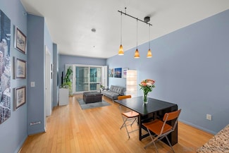 450 J St Unit 7071, San Diego, CA 92101