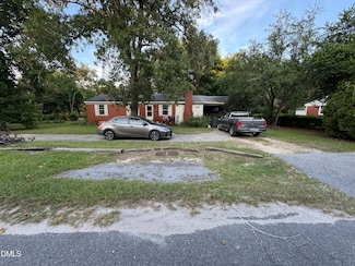 2205 Dixie Trail, Fayetteville, NC 28306