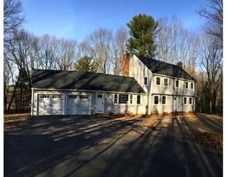 4 Donovan Dr, West Newbury, MA 01985