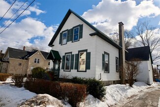 11 Laurel St, Concord, NH 03301