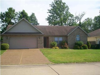3039 Elmridge Dr, Evansville, IN 47711