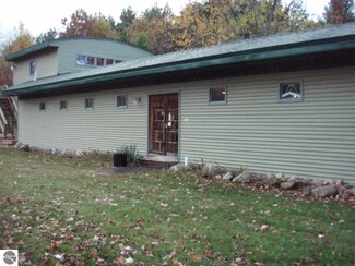 11459 S Shore Dr, Lake, MI 48632