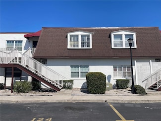 9105 W Hillsborough Ave Unit I104, Tampa, FL 33615