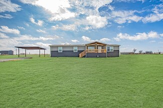 233 El Dorado St, Decatur, TX 76234
