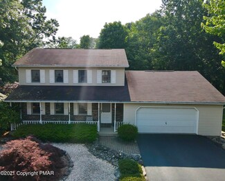 302 Fairwood Blvd, Mountain Top, PA 18707