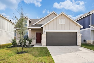 4095 Paddock Trail, New Berlin, TX 78155