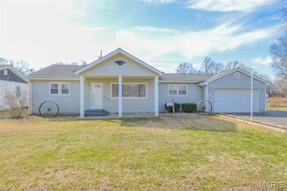 2500 Pine St, Granite City, IL 62040