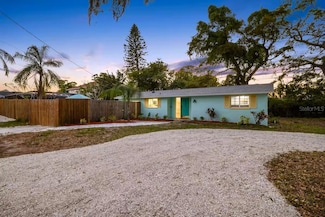 201 South St, Palm Harbor, FL 34683