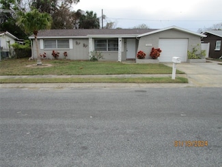 4032 Westwood Dr, Holiday, FL 34691