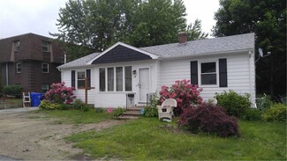 18 Fenway St, North Providence, RI 02911
