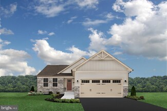 2567 Lamplighter Dr, Frederick, MD 21702