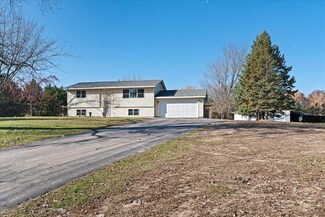 21768 Zumbrota St NE, Cedar, MN 55011