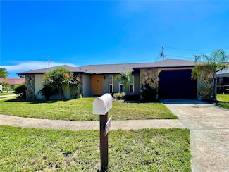 1037 Tamarac Dr, Holiday, FL 34690